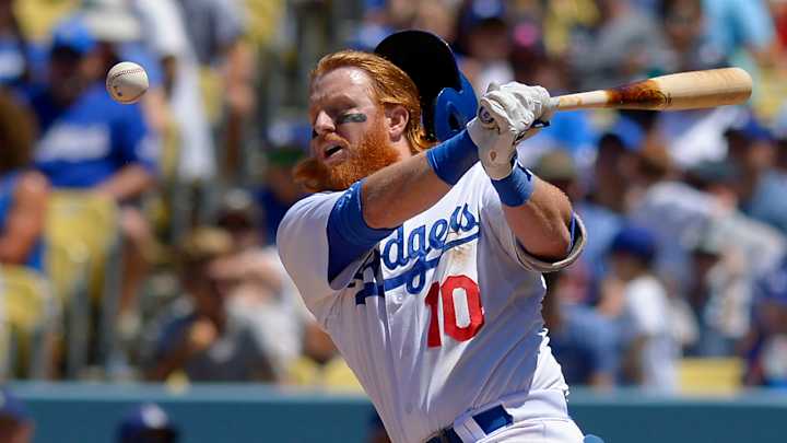 Gonzalez's 2-run homer lifts Dodgers over Brewers 4-3