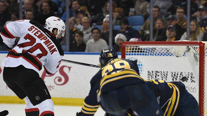Schneider makes 25 saves in shutout, Devils beat Sabres 2-0 Schneider makes 25 saves in shutout, Devils beat Sabres 2-0