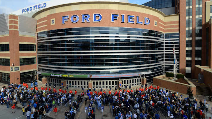 Detroit Lions fans sue over right to resell tickets