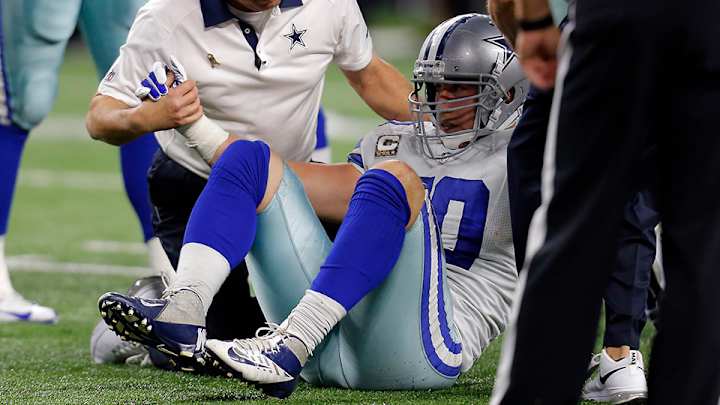 Cowboys linebacker Sean Lee (concussion) leaves game vs. Eagles