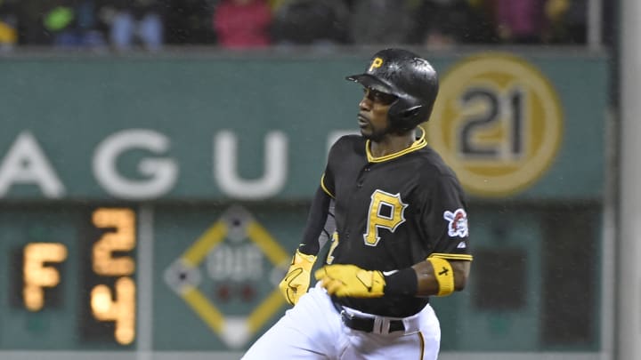 Pirates gain ground in NL Central with 10-2 win vs Brewers