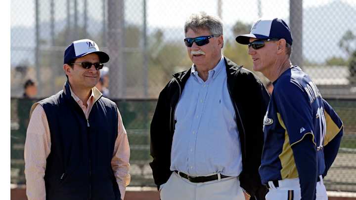 Brewers owner: Manager, GM not at fault for slow start