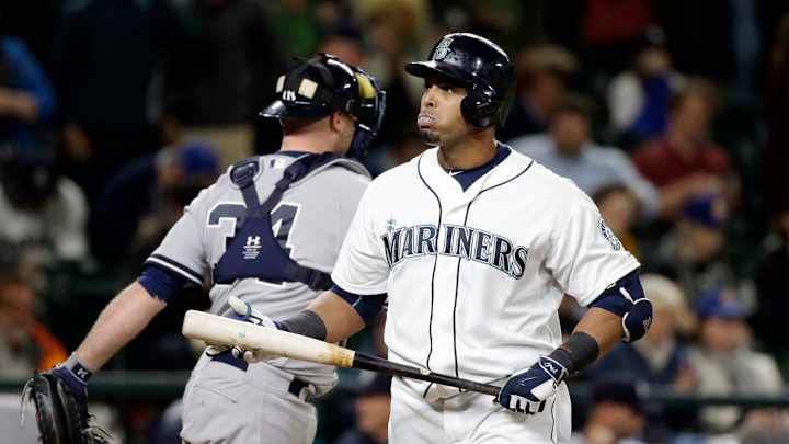 Jones hits 3-run homer in 11th, lifts Yankees over Mariners