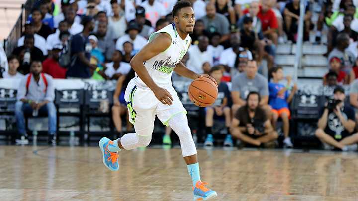 Seventh Woods to North Carolina: Four-star guard picks Tar Heels