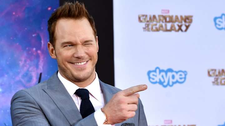 Chris Pratt, Chris Evans make a Super Bowl bet for charity