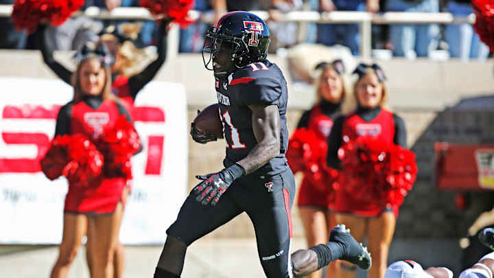 Texas Tech lets lead fade, falls 70-53 to No. 12 Oklahoma St Texas Tech lets lead fade, falls 70-53 to No. 12 Oklahoma St