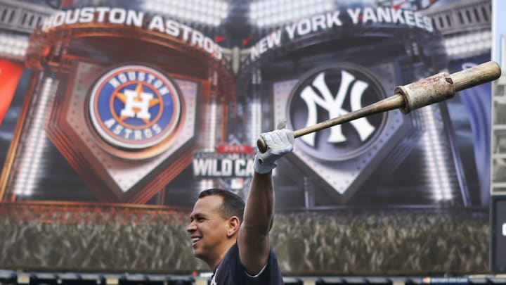 Photos: Long security lines delay fans entering Yankee Stadium Photos: Long security lines delay fans entering Yankee Stadium
