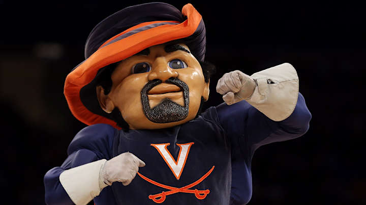 Virginia student hits halfcourt shot on ESPN's College GameDay Virginia student hits halfcourt shot on ESPN's College GameDay