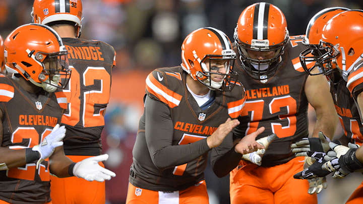Browns quarterback Austin Davis will start against Bengals