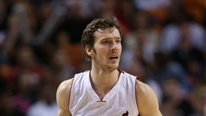AP Source: Guard Goran Dragic, Heat agree on 5-year deal