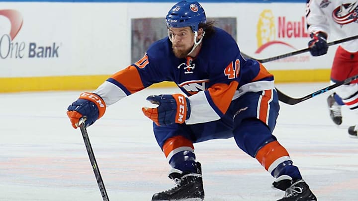 Maple Leafs acquire Michael Grabner from Islanders