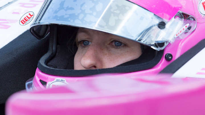 Pippa Mann to drive pink car for breast cancer at Indianapolis 500