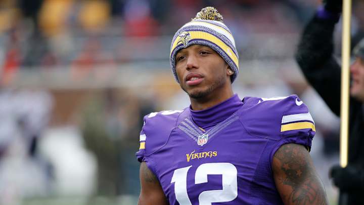 Vikings' Charles Johnson among 300 strangers to visit girl's birthday party Vikings' Charles Johnson among 300 strangers to visit girl's birthday party