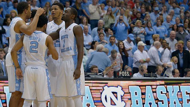 North Carolina still No. 1 in AP Top 25 poll, Oregon moves in