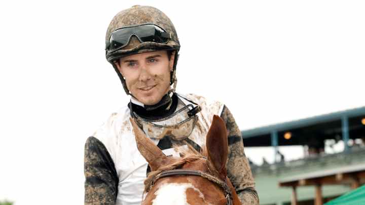 Ben's Duchess wins LA Woman Stakes at Santa Anita
