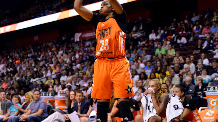 Moore leads West to 117-112 win over the East