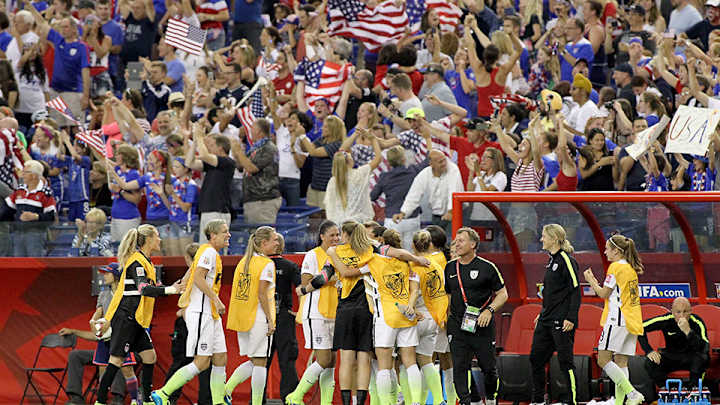 Watch: Fans celebrate USA's goals in 2-0 win over Germany