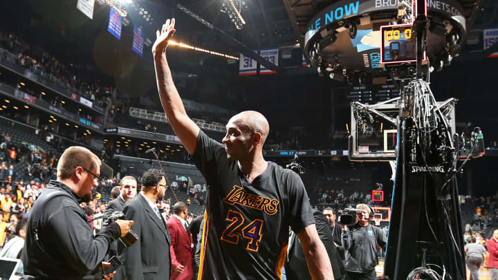 Kobe says he's 'Laker for life,' won't play elsewhere