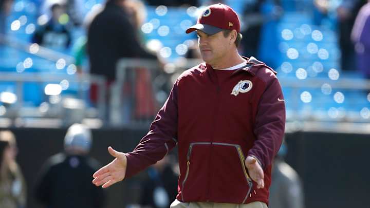 Watch: Redskins coach Jay Gruden makes one-handed catch