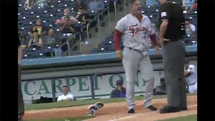 Minor league manager punts shoe, throws trash can in epic meltdown Minor league manager punts shoe, throws trash can in epic meltdown
