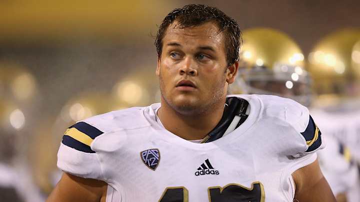 Reports: UCLA defensive lineman Eddie Vanderdoes has torn ACL