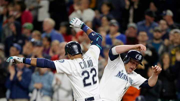 O'Malley's 2-run single in 8th beats Astros, 6-4