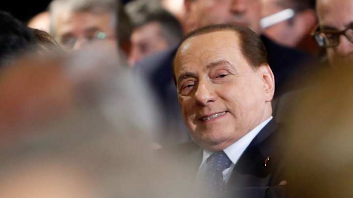 Berlusconi may keep majority of AC Milan as sale negotiations intensify