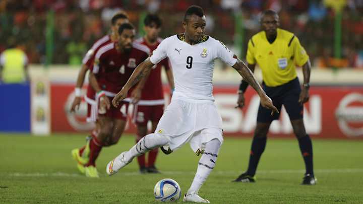 Fans cause stoppage in African Cup semifinal match Fans cause stoppage in African Cup semifinal match
