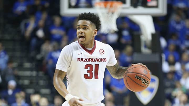Arkansas suspends three players after arrests on forgery charges