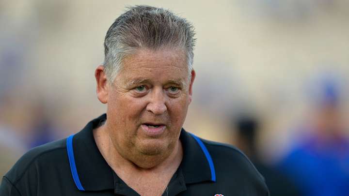 Report: Bears OC candidates include Charlie Weis, Adam Gase
