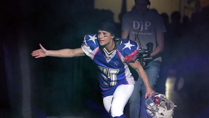 Female running back Jen Welter