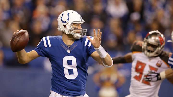 Youthful Hasselbeck leads Colts to 25-12 win over Buccaneers
