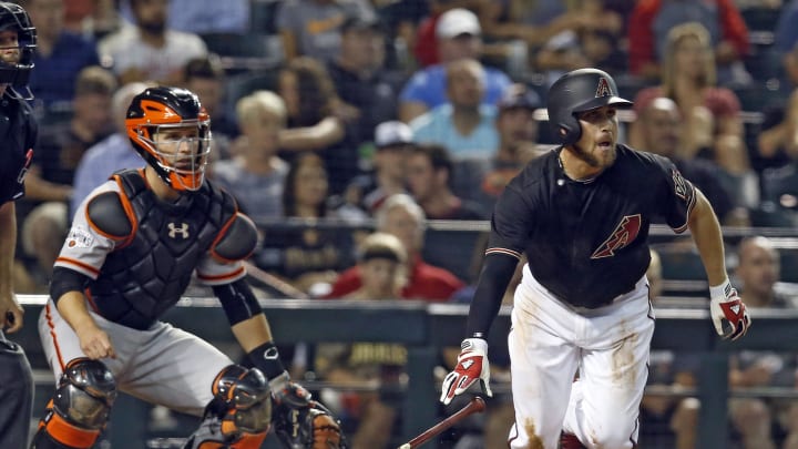 Peavy wins 1st, Giants beat D-Backs for 5th straight win Peavy wins 1st, Giants beat D-Backs for 5th straight win