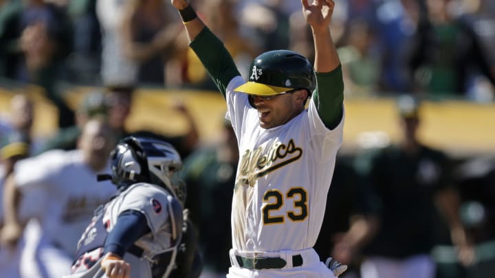 Athletics edge Indians in 10 innings, 2-1