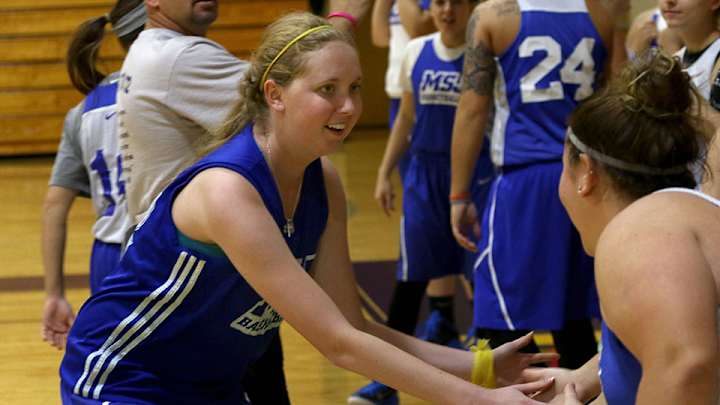 Sporting world mourns death of college basketball player Lauren Hill Sporting world mourns death of college basketball player Lauren Hill