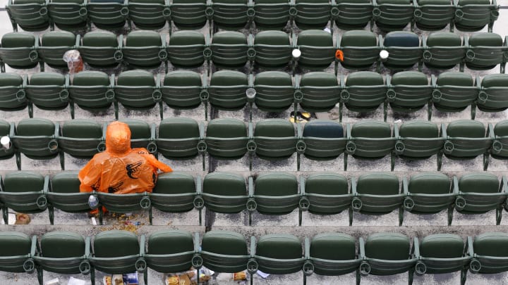 Pearce slam, Hardy's RBI lift Orioles past Mariners 5-4