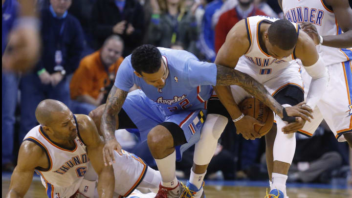 AP Source: Knicks' Fisher has altercation with Matt Barnes