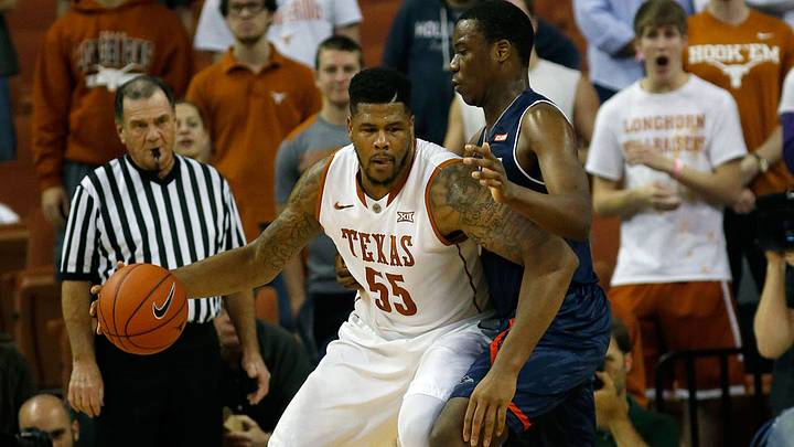 Texas center Cameron Ridley out indefinitely with fractured foot