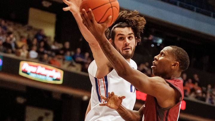Thompson, Webb III help Boise St. top Loyola Marymount 67-66 Thompson, Webb III help Boise St. top Loyola Marymount 67-66