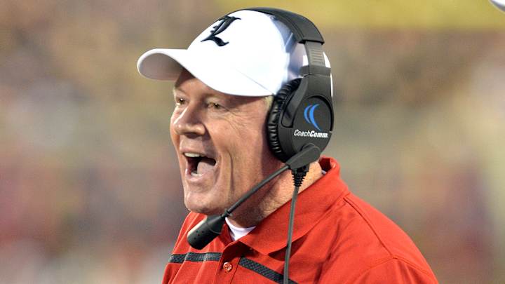 No. 11 Clemson outlasts Louisville 20-17 in ACC opener