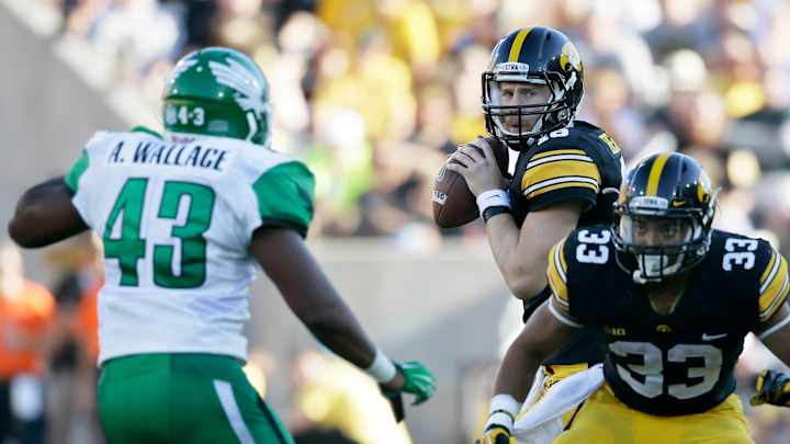 No. 1 Buckeyes visiting Indiana for a battle of unbeatens No. 1 Buckeyes visiting Indiana for a battle of unbeatens