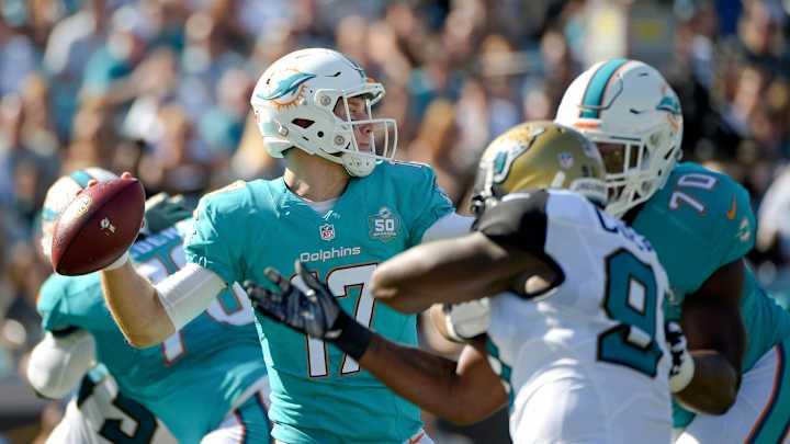 Dolphins QB Tannehill probable for Bills; Albert doubtful Dolphins QB Tannehill probable for Bills; Albert doubtful