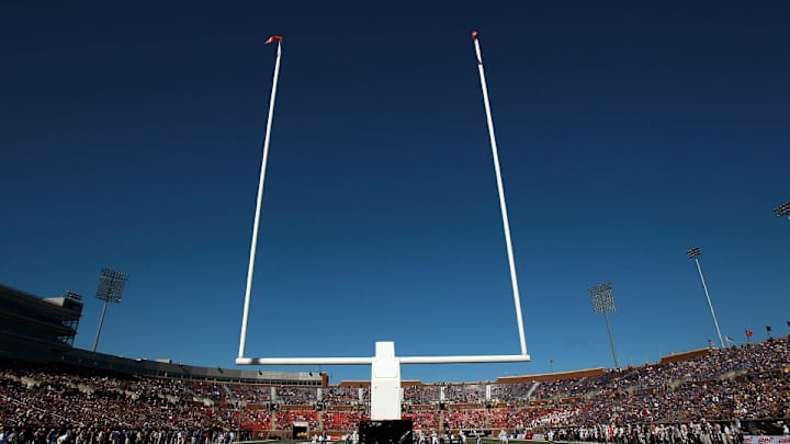 Mustard Minute: Shirtless warrior kicks field goal after doing flip Mustard Minute: Shirtless warrior kicks field goal after doing flip