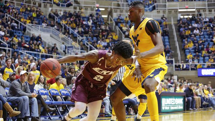 No. 19 West Virginia beats Eastern Kentucky 84-59 No. 19 West Virginia beats Eastern Kentucky 84-59