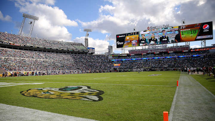Jaguars unveil new plans for EverBank Field, practice facility Jaguars unveil new plans for EverBank Field, practice facility