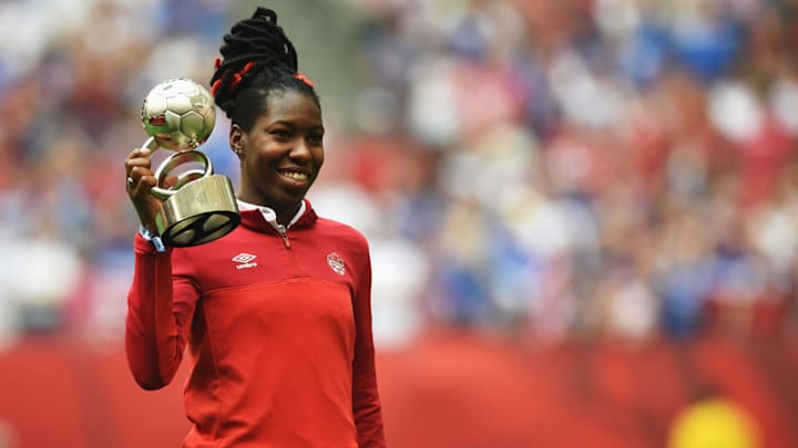 EA Sports removes 13 women from FIFA 16 to preserve NCAA eligibility