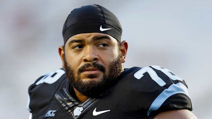 Turner takes leading role on UNC's veteran offensive line Turner takes leading role on UNC's veteran offensive line