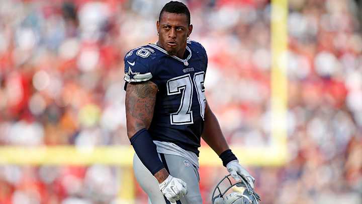 Report: Cowboys owner Jerry Jones met with Greg Hardy about behavior