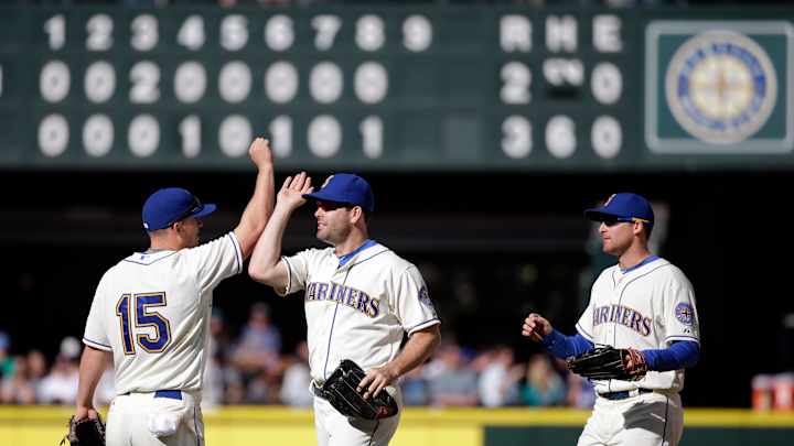 Dipoto's first big move as M's GM is deciding on McClendon