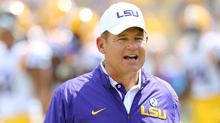 LSU, Les Miles invited young fan with cancer to Auburn game